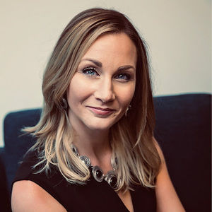 Meet your Posher, Leigh-anne